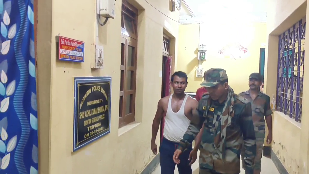 ফেইসবুকে ভারত বিরোধী পোষ্ট শেয়ার করে একেবারে শ্রীঘরে ত্রিপুরার ফটিকরায় তারাপুর এলাকার যুবক শফিক আলী