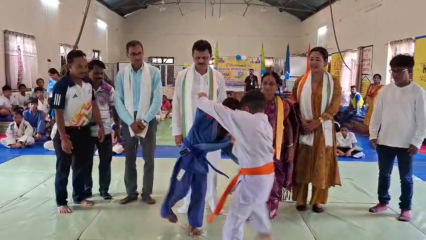 তারুণ্যের শক্তিতে মুখরিত সাব্রুম, চতকছড়িতে দক্ষিণ জেলাভিত্তিক বিদ্যালয় জুডো প্রতিযোগিতা ২০২৬-২৭-এর বর্ণাঢ্য সূচনা