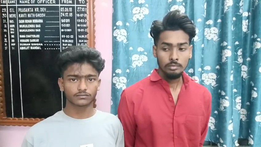 ছিনতাই কাণ্ডে গ্রেফতার দুই যুবক!