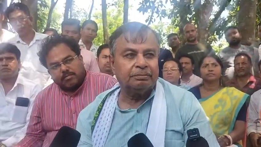 উন্নয়ন নয়, সেন্টিমেন্টের নিরিখেই  ভোট হয়েছে, পরাজয় মাথা পেতে নিয়ে জানালেন মন্ত্রী রতন লাল নাথ