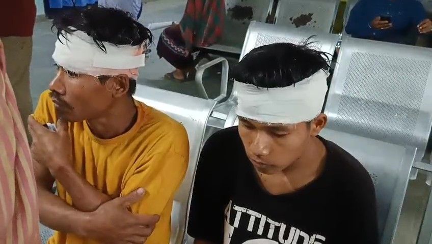 এক ভয়াবহ পথ দুর্ঘটনা