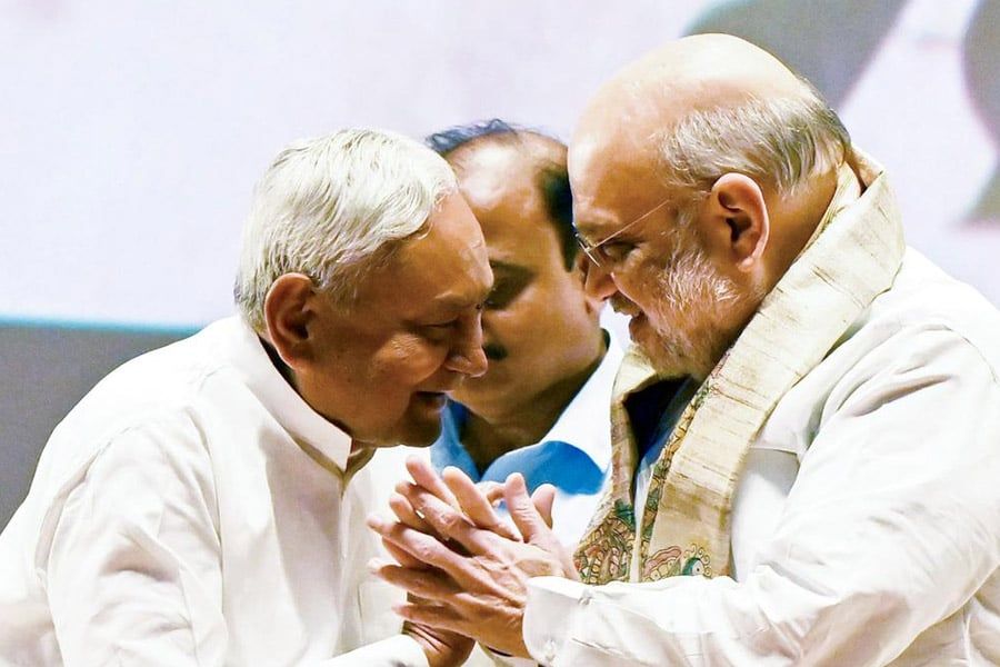 বিহারে ভোটের আবহে অমিত শাহ ও নীতীশের মধ্যে বৈঠক