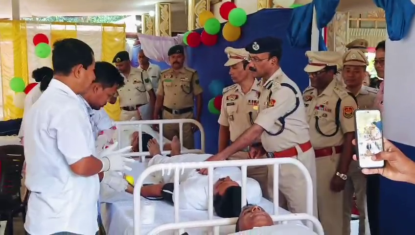 ৩ য় ব্যাটালিয়ন TSR  ও CIATS -  এর যৌথ উদ্যোগে অনুষ্ঠিত হলো স্বেচ্ছায় রক্তদান শিবির