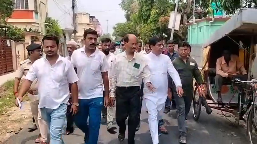  নিজ নির্বাচনী কেন্দ্রের উন্নয়নমূলক কাজ ঘুরে দেখলেন মেয়র 