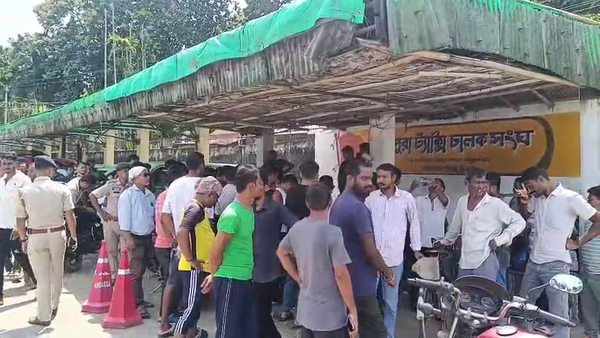 আবারো উত্তপ্ত হয়ে ওঠে আমবাসা মোটর স্ট্যান্ড