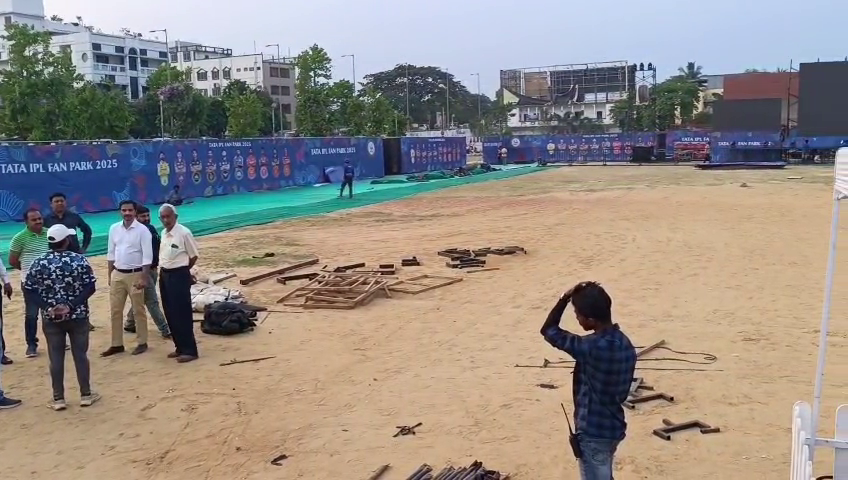 ক্রিকেট প্রেমীদের জন্য স্বামী বিবেকানন্দ ময়দানে আইপিএল ফ্যান পার্কের ব্যবস্থা করেছে বিসিসিআই  :