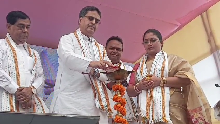 ৪৩ নম্বর ওয়ার্ডের নতুন কার্যালয়ের উদ্বোধন, উন্নয়নের ক্ষেত্রে সরকারের দৃষ্টিভঙ্গি আলাদা -মুখ্যমন্ত্রী 