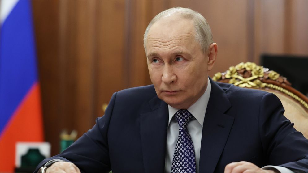 যুদ্ধবিরতি ঘোষণা করল রাশিয়া