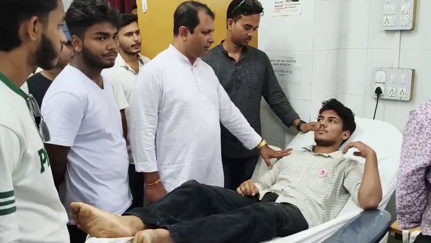  জিবি হাসপাতালে যুব মোর্চার সদর শহর জেলা কমিটির উদ্যোগে রক্তদান শিবির 