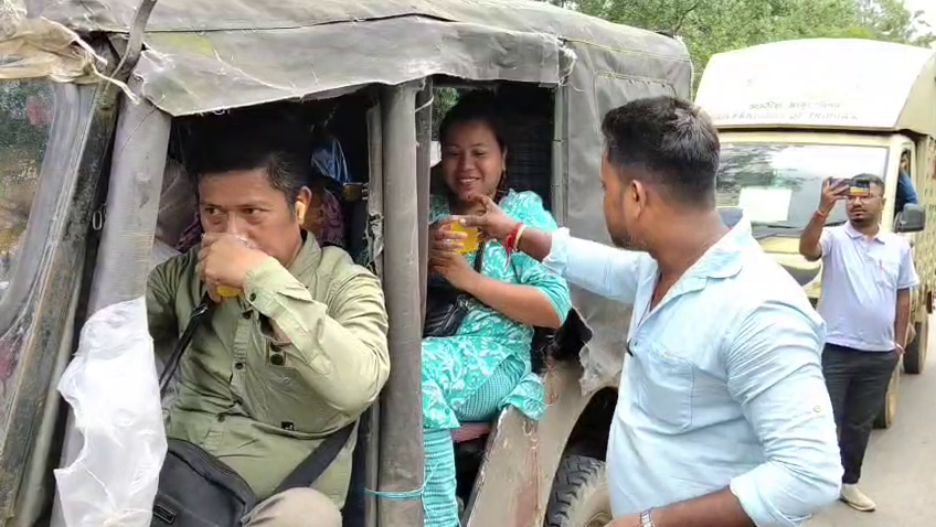  সিমনা অটো ই-রিকশা শ্রমিক সংঘের প্রশংসনীয় উদ্যোগ 