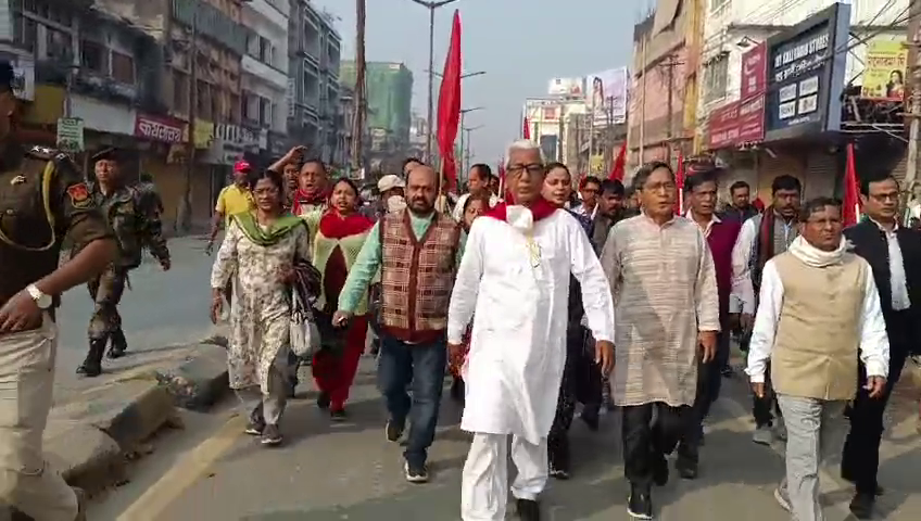 ভারত বনধের সমর্থনে রাজধানীতে বিক্ষোভ মিছিল