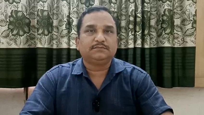 বিদ্যুৎ বিভ্রাটের ক্ষোভে কৈলাসহরে সাই কম্পিউটার অফিসে ভাঙচুর
