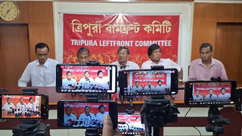 : পাঁচ দফা দাবিতে রাজ্য নির্বাচন কমিশনারের নিকট ডেপুটেশন প্রদান বামফ্রন্টের :