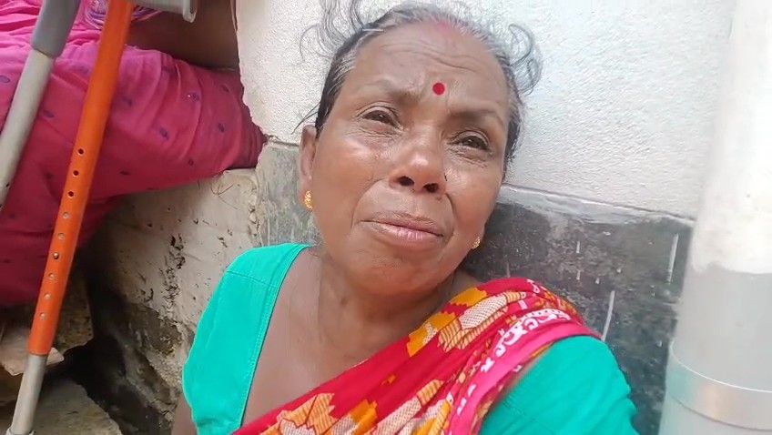 এক বৃদ্ধ মহিলার মৃতদেহ উদ্ধার নিজ ঘরে।