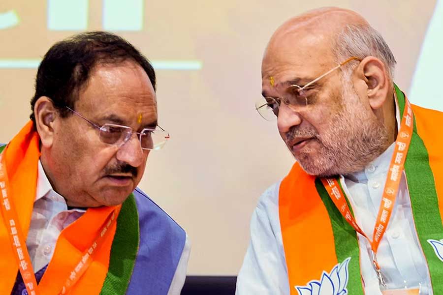 বাংলায় শাহকে ও অসমে নাড্ডাকে কেন্দ্রীয় পর্যবেক্ষকের দায়িত্ব বিজেপির