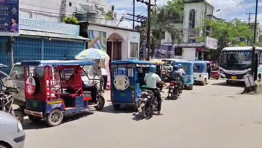 ধর্মনগরের ট্রাফিক ব্যবস্থার বেহাল দশা, যানজটে নাকাল শহরবাসী—কোথায় ট্রাফিক পুলিশ?