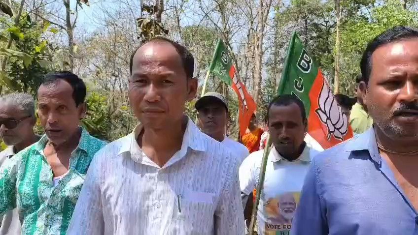 আসন্ন এডিসি নির্বাচনকে পাখির চোখ করে প্রচারের ময়দানে ঝাঁপিয়ে পড়েছে রাজ্যের শাসকদল বিজেপি।