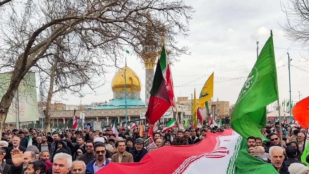 মার্কিন হামলার শঙ্কার মধ্যেই ইরানের দেড় হাজার শহরে বিপ্লব বার্ষিকী উদযাপন