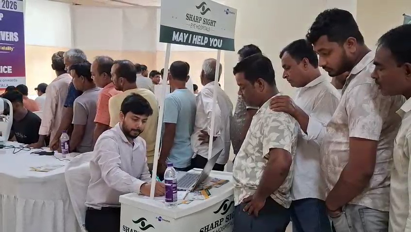  ট্রাফিক পুলিশের চক্ষু শিবির  ঘিরে ব্যাপক সারা, রাজ্যে যান দুর্ঘটনার সংখ্যা হ্রাস পাচ্ছে -ডিজিপি