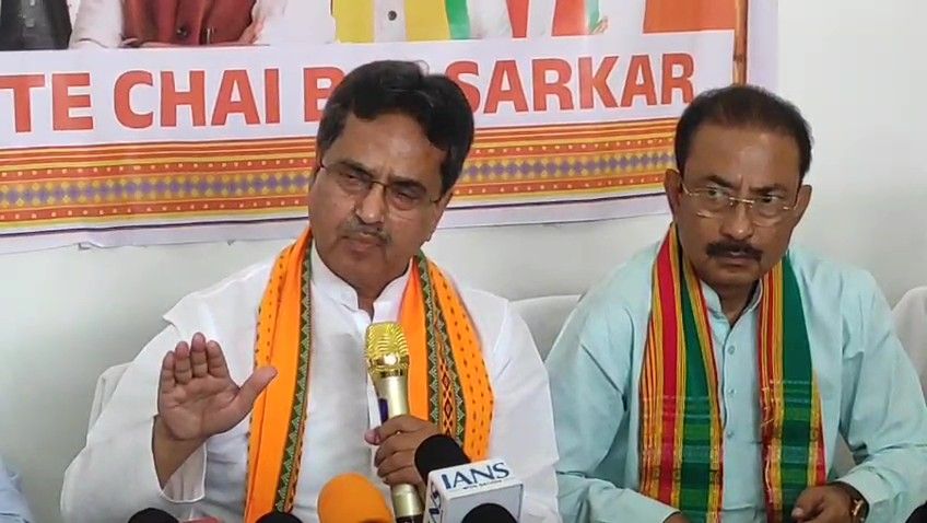 ভাষার বিকাশ ,কর্মসংস্হান সৃষ্টি, পরিকাঠামোগত উন্নয়ন সহ ২৯ দফা সংকল্প পত্র প্রকাশ করল বিজেপি