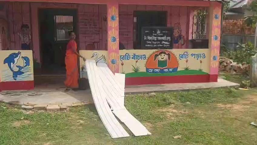 ভারত চন্দ্র নগর ব্লক জুড়ে চলছে উন্নয়নের নামে হরির লুট।