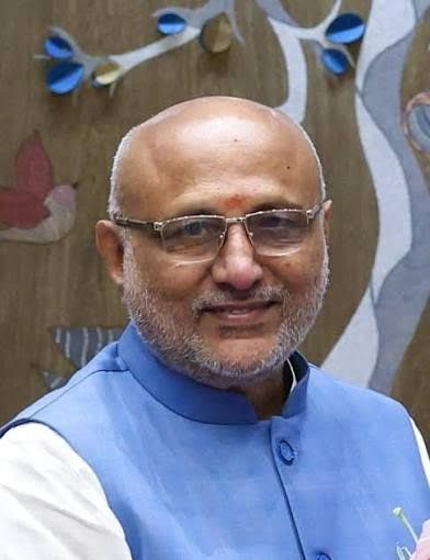 দেশের ঐক্য, অখণ্ডতা রক্ষায় অমূল্য অবদান রেখেছে সিআরপিএফ : উপরাষ্ট্রপতি