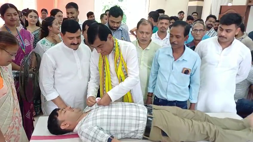 রক্তদান জীবনের অন্যতম শ্রেষ্ঠ মানব ধর্ম -মেয়র
