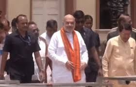 কলকাতায় এসে দক্ষিণেশ্বর মন্দিরে পুজো অমিত শাহের
