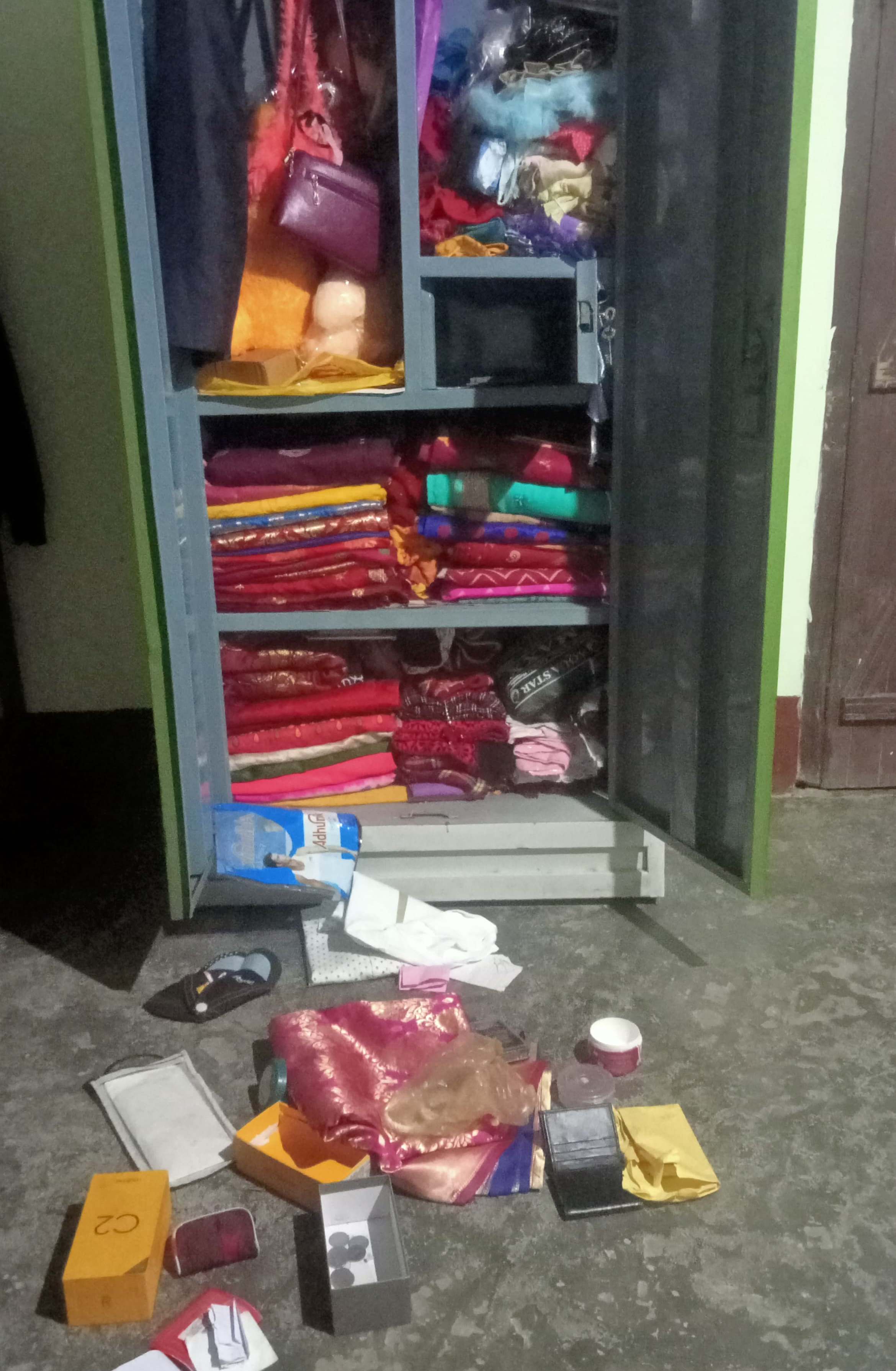ফের আরেকটি দুঃসাহসিক চুরি কান্ড