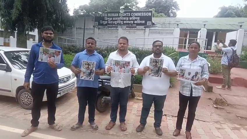সিআরপিএফ আধিকারিকের শাস্তির দাবিতে মানবাধিকার কমিশনে গেল যুব কংগ্রেস