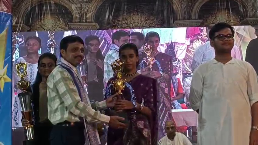 আমবাসায়  অনুষ্ঠিত হলো 'অঙ্কন শিক্ষায়তন আর্ট সেন্টার'-এর 'বার্ষিক পুরস্কার বিতরণ অনুষ্ঠান