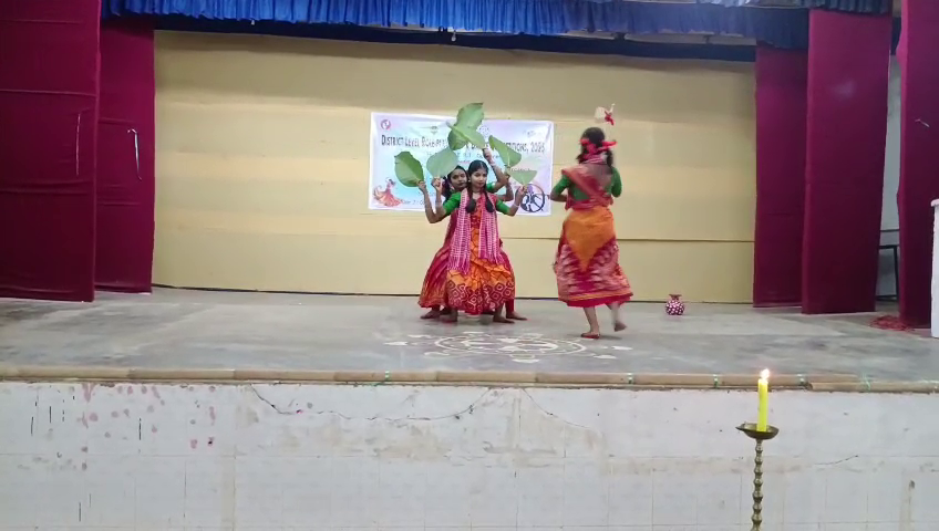 জেলা ভিত্তিক নাটক ও লোকনৃত্য প্রতিযোগিতা