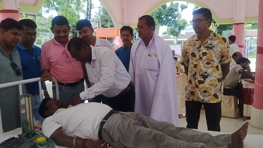 যোগমায়া কালীবাড়ি ও লায়ন্স ক্লাব বিলোনিয়া গ্রিনের যৌথ উদ্যোগে স্বেচ্ছায় রক্তদান শিবির