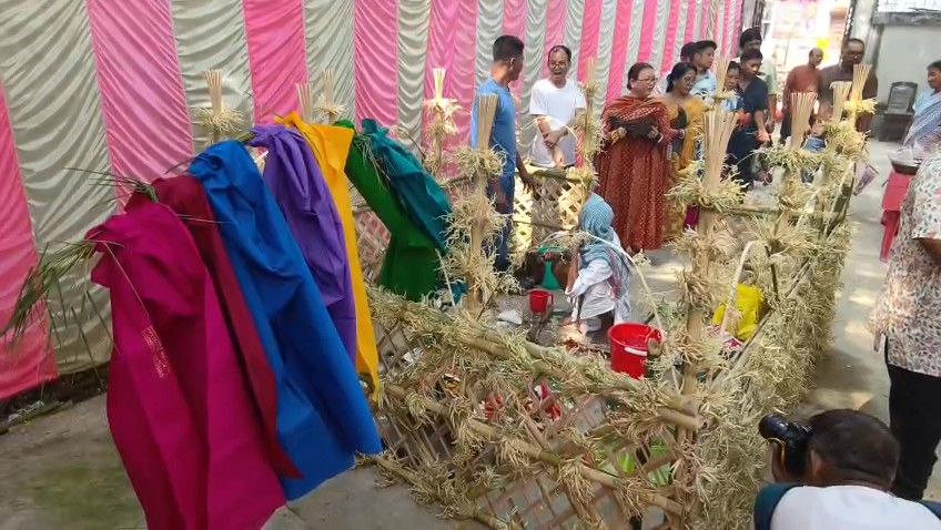 গড়িয়া পূজা ঘিরে রাজধানীতে উৎসবের আবহ 