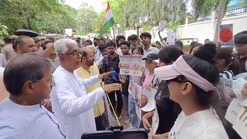  দিল্লি বা আগরতলা দেশের সর্বত্রই আন্দোলন দীর্ঘস্থায়ী হবে-প্রাক্তন মুখ্যমন্ত্রী 
