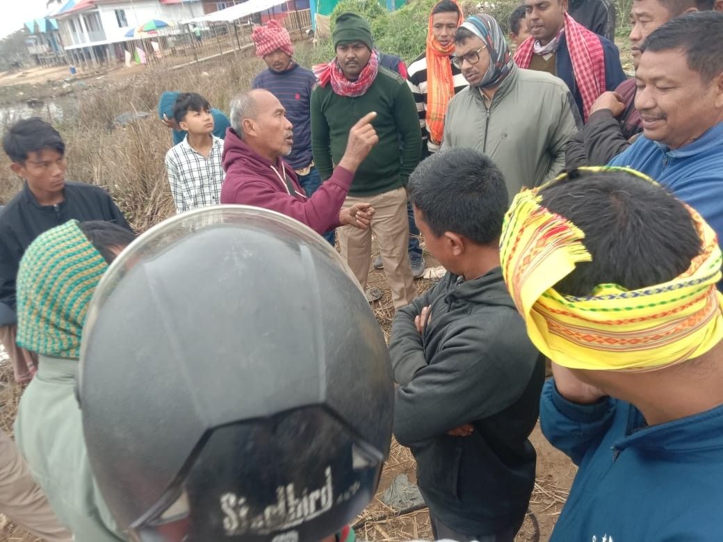 এন.ডি.আর.এফ -এর সকল ব্যর্থ প্রচেষ্টার মধ্যেই পাঁচ দিন পর শুক্রবার সাতসকালে