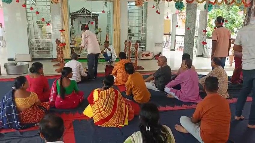  শুভ অক্ষয় তৃতীয়ায় রাম ঠাকুর মন্দিরে বিশেষ পূজার্চনার আয়োজন 