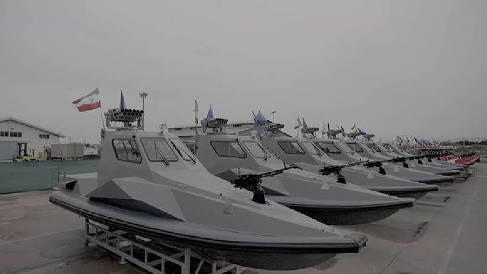 ইরানের ‘মশা নৌবহরের’ প্রশংসায় পুতিন