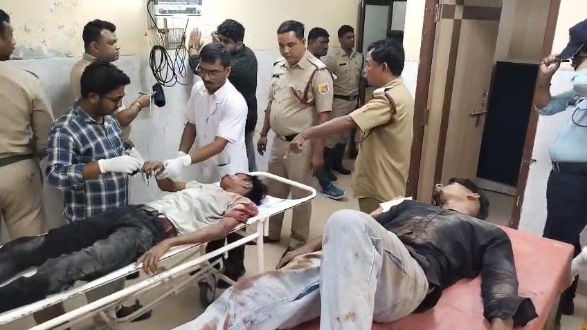 বোধজং নগরে ট্রিপার ও স্কুটির মুখোমুখি সংঘর্ষে আহত দুই 