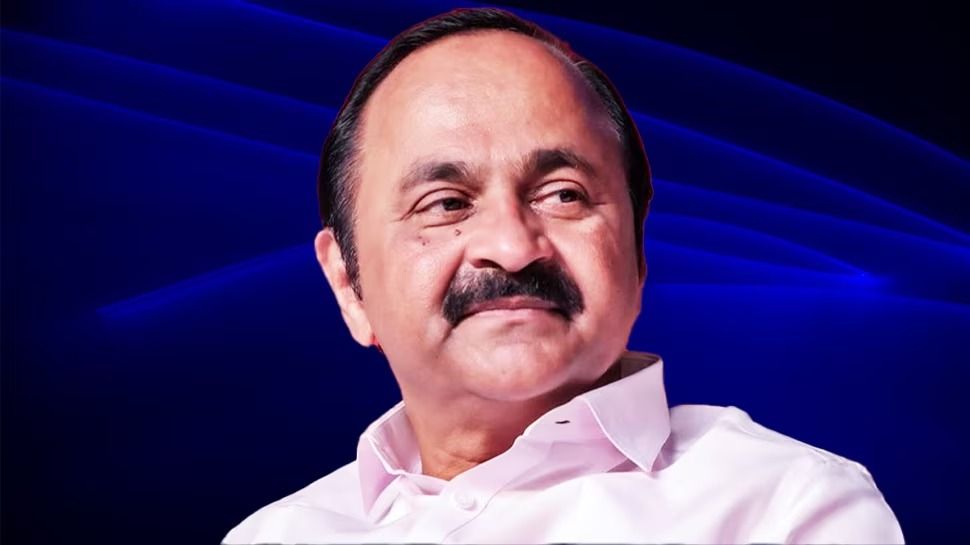  কেরলমের মুখ্য়মন্ত্রী পদে শপথ নিলেন ভি ডি সতীশন