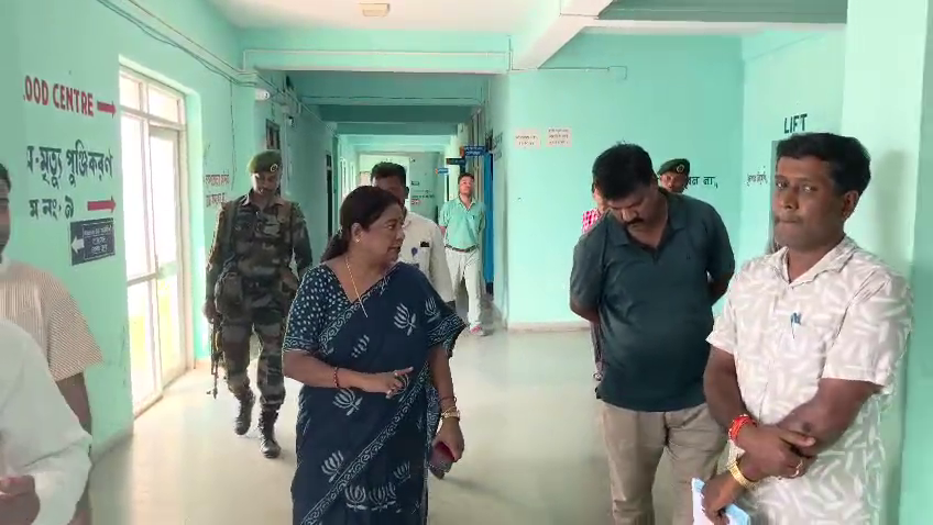 হাসপাতাল নাকি নৈরাজ্যের আঁতুড়ঘর!’ বিধায়িকার হানা, প্রশ্নের মুখে স্বাস্থ্য আধিকারিক রাজা জমাতিয়া