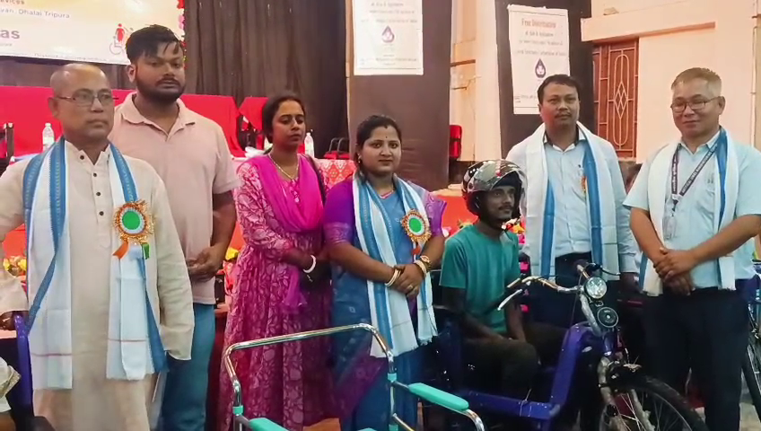 স্বপ্নের চাকা ঘুরল ২৪১ দিব্যাঙ্গের জীবনে, সহায়তার স্পর্শে উজ্জ্বল হলো নতুন পথচলার আশা