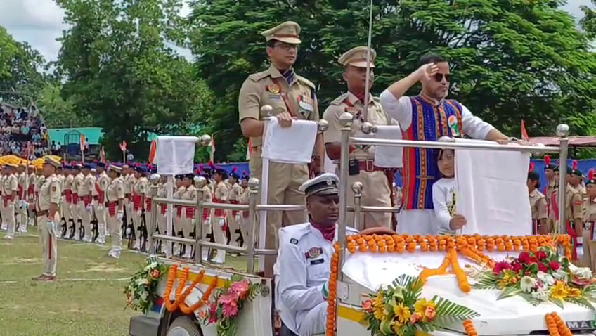 দক্ষিণ জেলা সদর বিলোনিয়াতে পালিত হল  ৮০ তম স্বাধীনতা দিবস