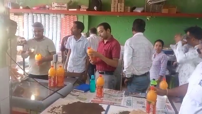 জনস্বাস্থ্যের স্বার্থে উদয়পুরে স্বাস্থ্য ও খাদ্য দপ্তরের বড়সড় অভিযান।