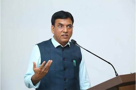 দেশের নাগরিকদের সুস্থ থাকা অত্যন্ত জরুরি : মনসুখ মান্ডভিয়া