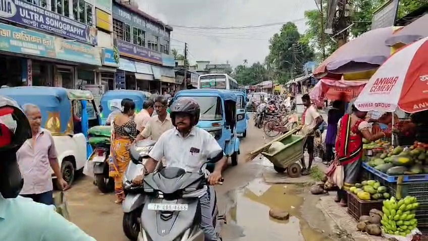 বিলোনিয়া ট্রাফিক দপ্তরের গাফিলতি ও অব্যবস্থাপনার শিকার সাধারণ জনগণ