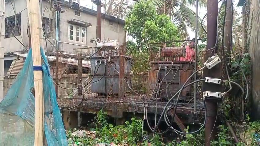 বিদ্যুতের লুকোচুরি খেলায়   দিশেহারা সাধারণ মানুষজন