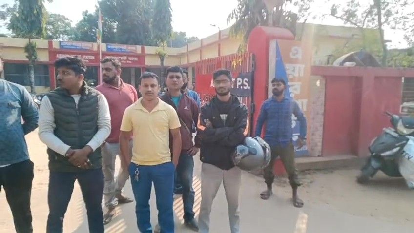 আবারো রাজ্যে ডেলিভারি বয়ের উপর আক্রমণ। 