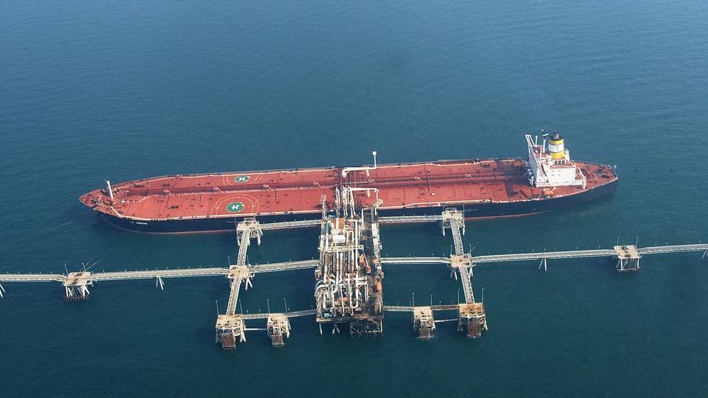 সব তেল বন্দরের কার্যক্রম বন্ধ করল ইরাক