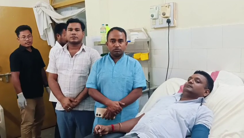 ৪৩তম জন্মদিনে রক্তদানের মহতী উদ্যোগ সমাজসেবী শ্যামল কান্তি পালের